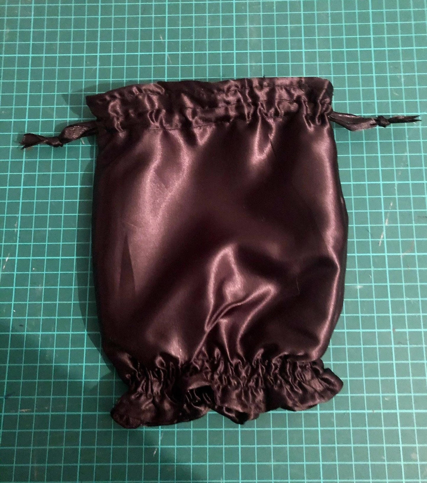 MATURE satin lined sleeve