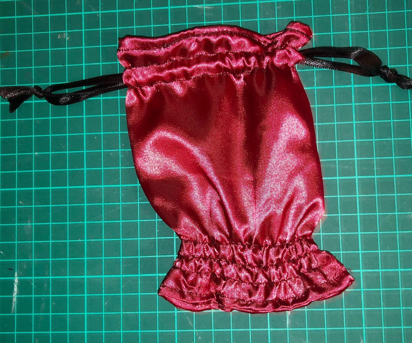 MATURE satin lined sleeve