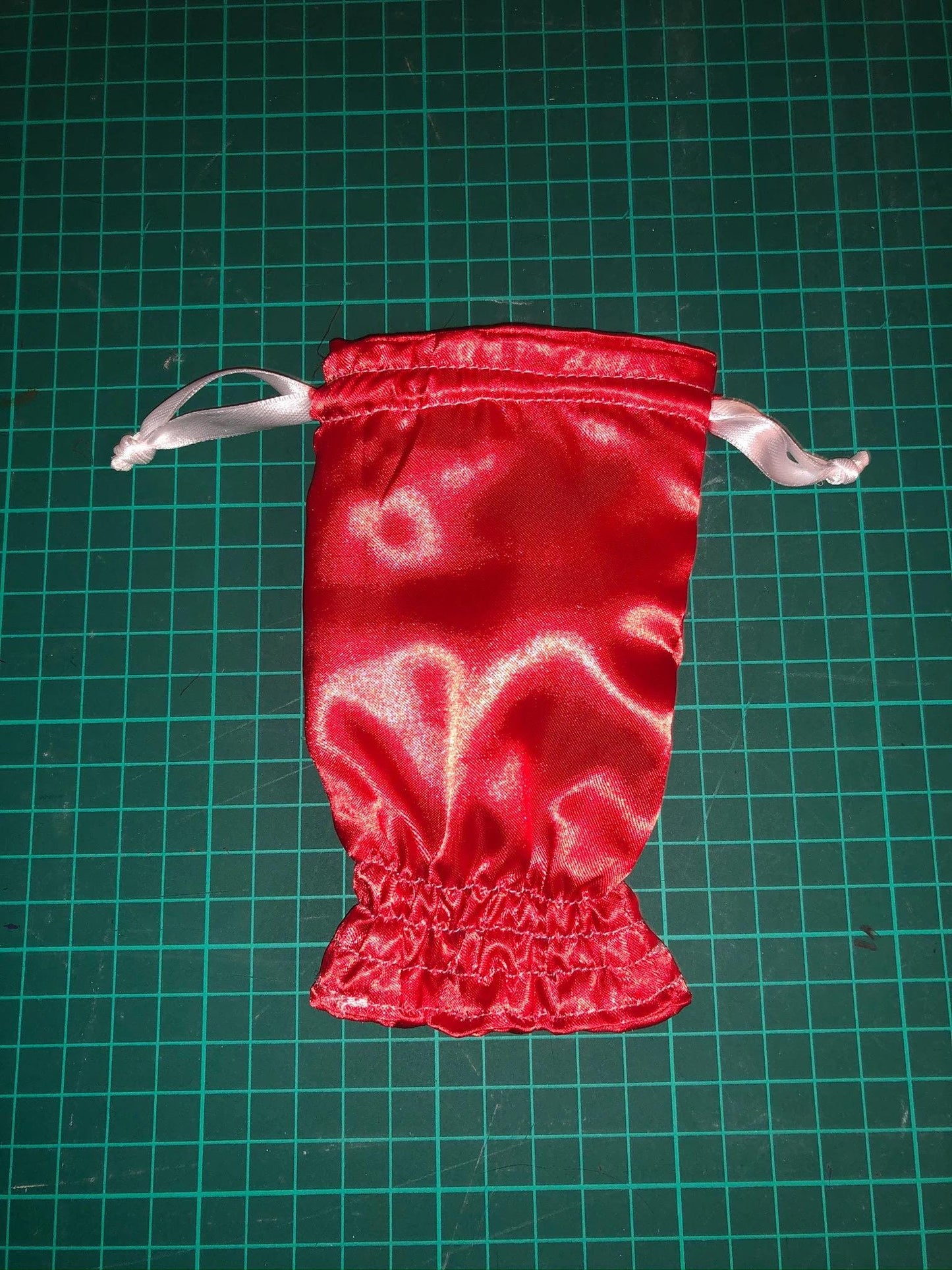 MATURE satin lined sleeve